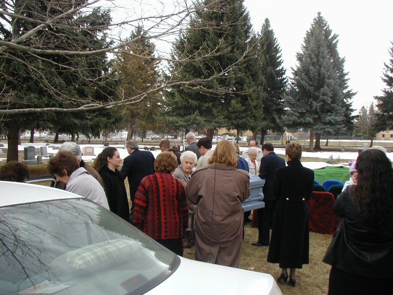 20050319 Aunt Mary's Graveside Service